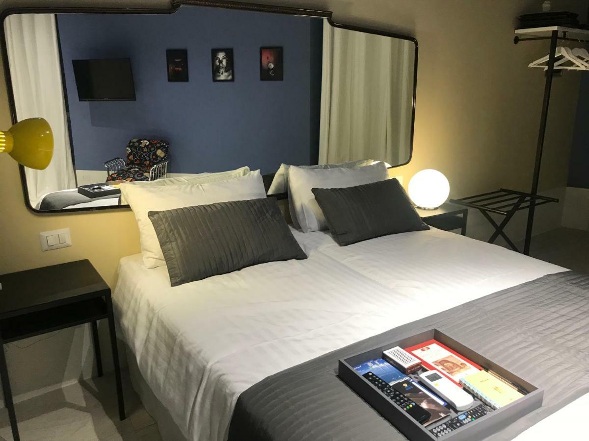Bed and Breakfast TreSette Toledo à Naples Extérieur photo