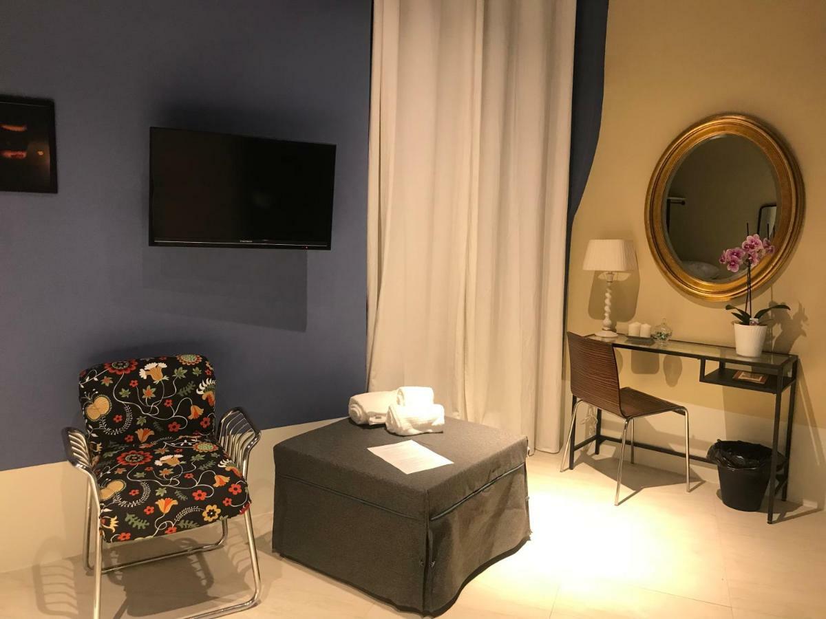 Bed and Breakfast TreSette Toledo à Naples Extérieur photo